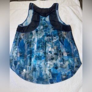 Lululemon Athletica Blue Abstract Tank Top